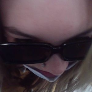 Meet your Posher, Shai2500